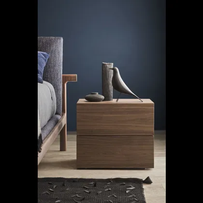 Comodino in legno People di Pianca