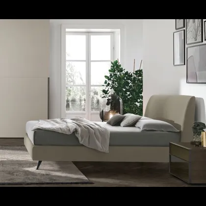 Letto Dalia in tessuto imbottito di Tomasella