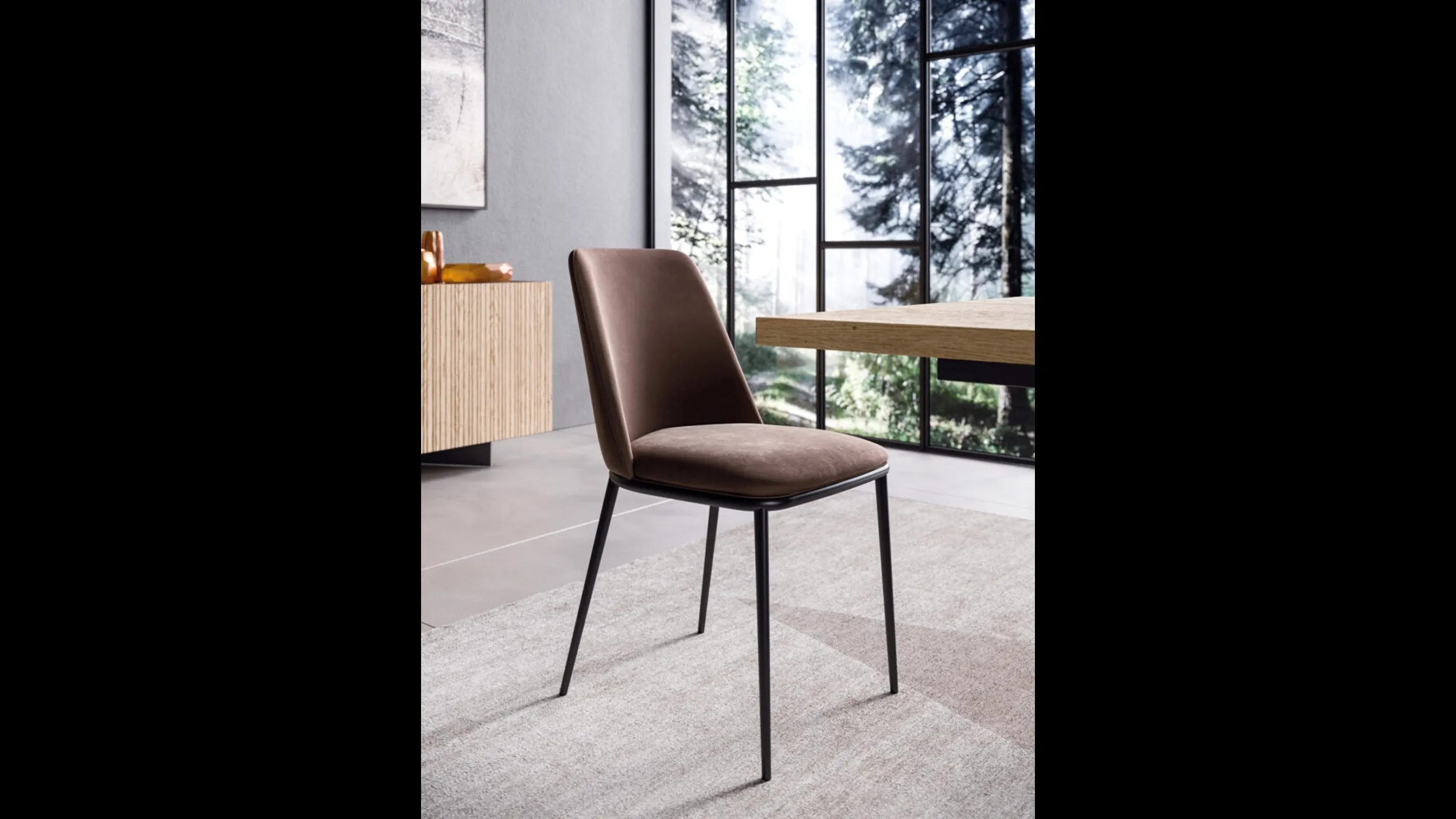 Sedia Nesty2 in velluto con gambe in metallo di FGF Mobili