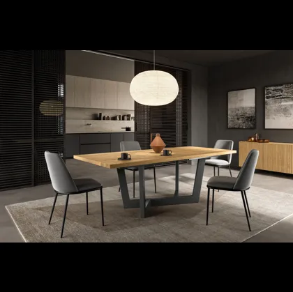 Sedia Nesty2 in velluto con gambe in metallo di FGF Mobili