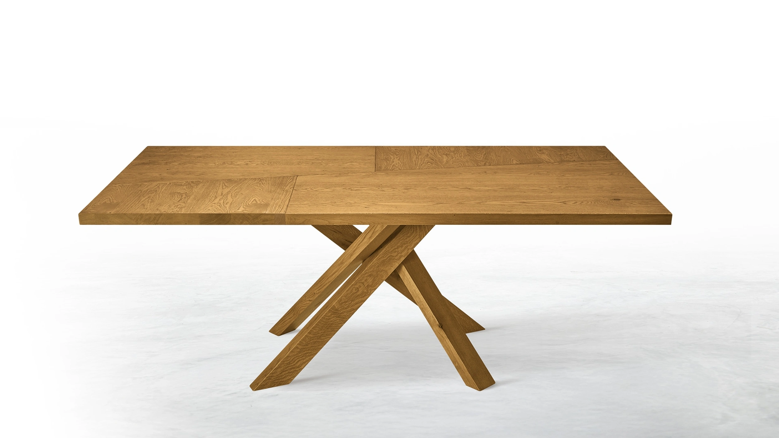 Tavolo in legno Axel di FGF Mobili