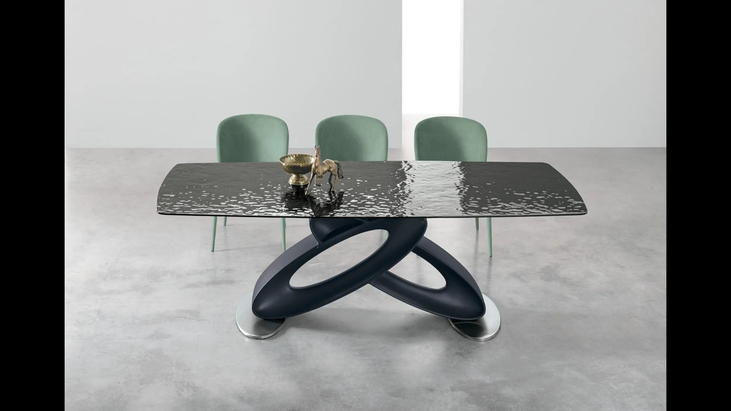 Tavolo Eclipse in vetro di Target Point